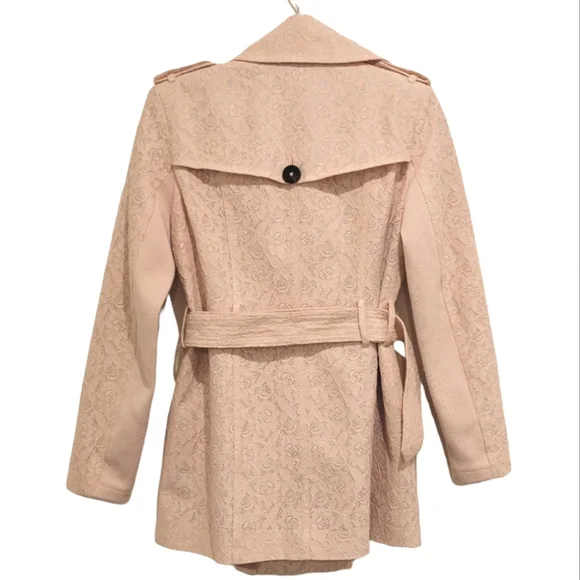 BCBG Generation Pink Lace Trench Short Coat Double Breasted Collared Belted S - Picture 2 of 10